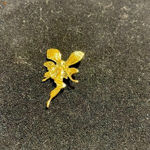 14 karat yellow gold fairy pendant
